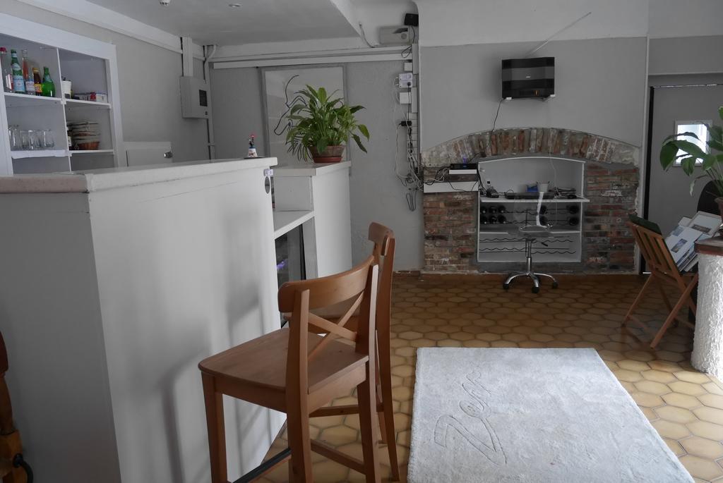 Auberge Le Rabelais Malay-le-Petit Dış mekan fotoğraf