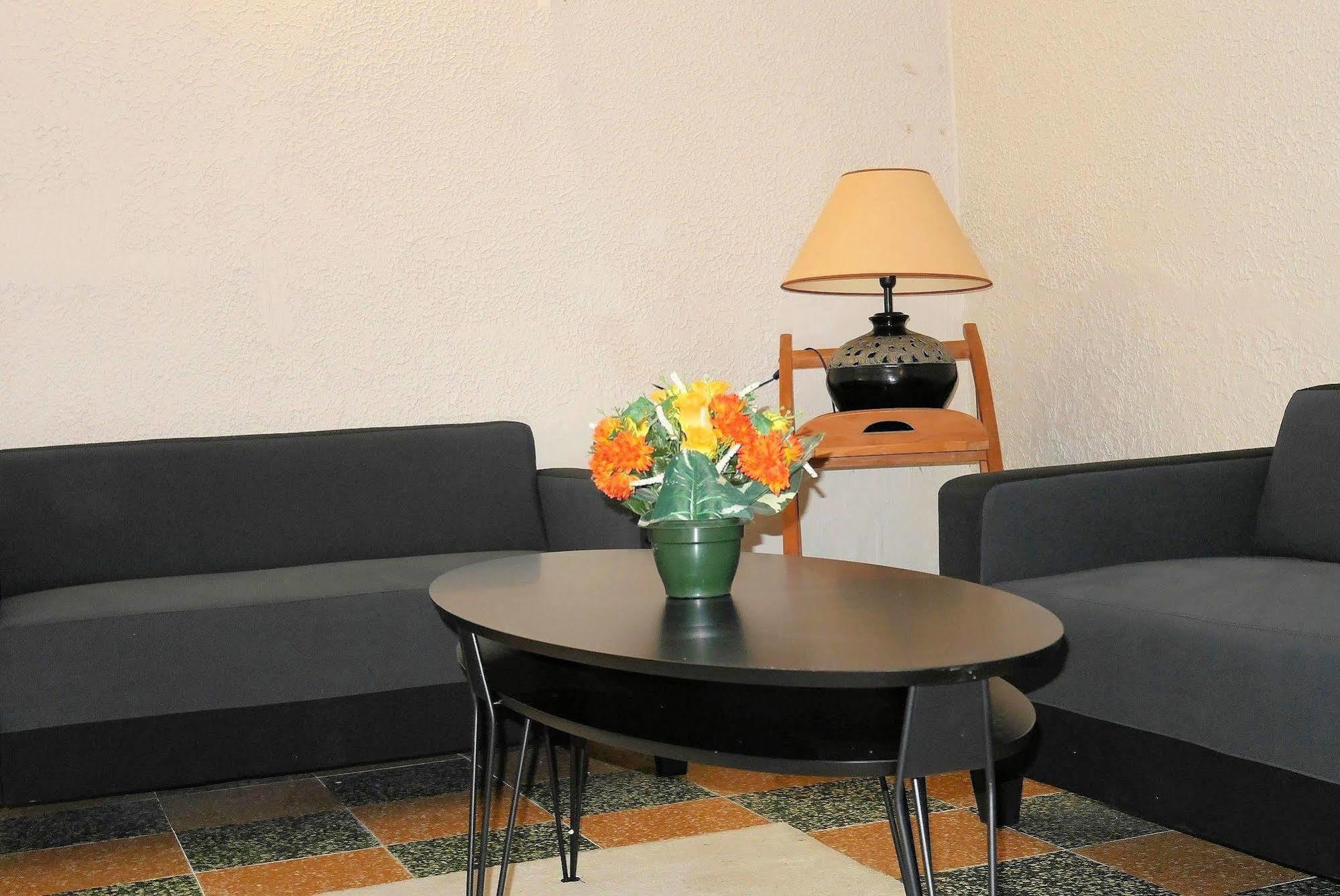 Auberge Le Rabelais Malay-le-Petit Dış mekan fotoğraf